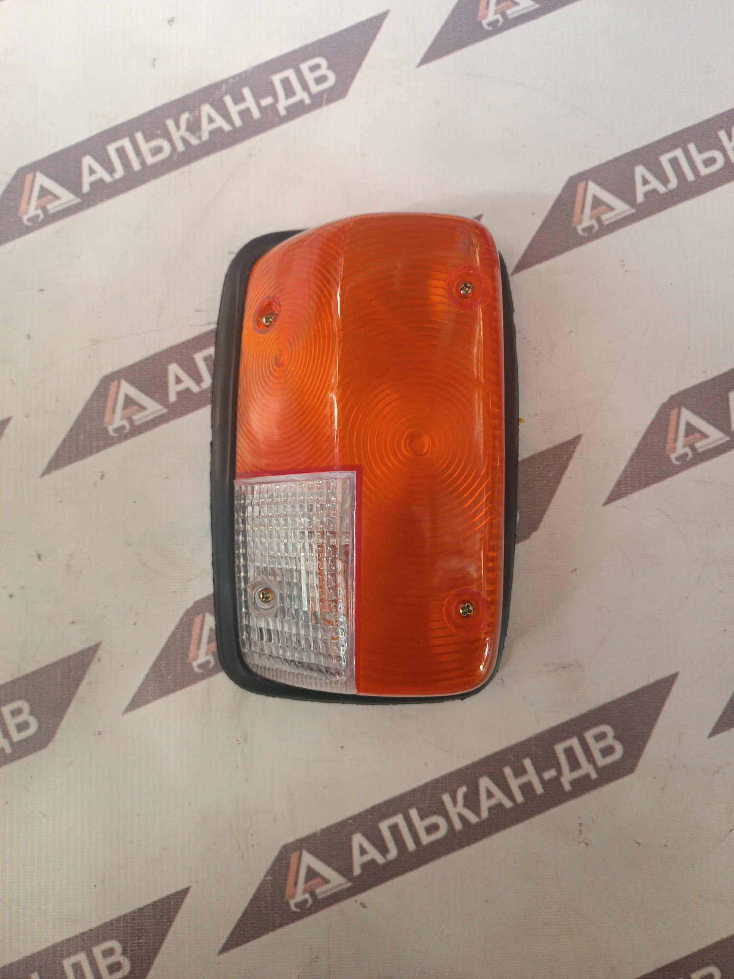 Фонарь габаритный L KOBELKO RK250-235 TADANO TR 250 (аналог) (1)