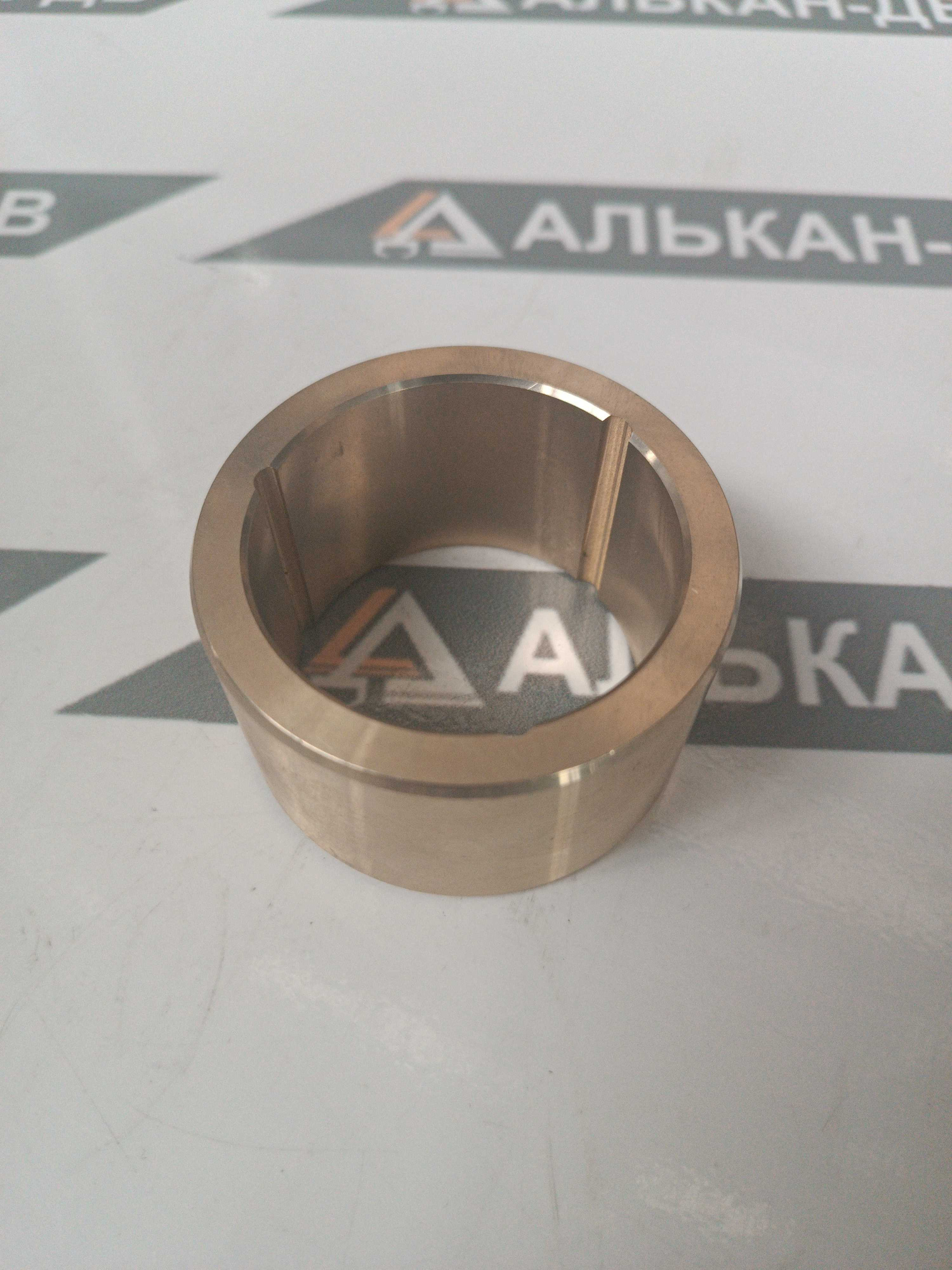 Втулка бронзовая JDB-1U 55х70х40 (подшипник скольжения полуоси моста)