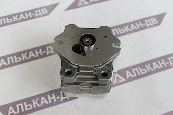 Насос пилотный PVD-0B(6,7см3+3см3/28(2болта)/10шл/2порта в корп.+4порта внутр./пр.)