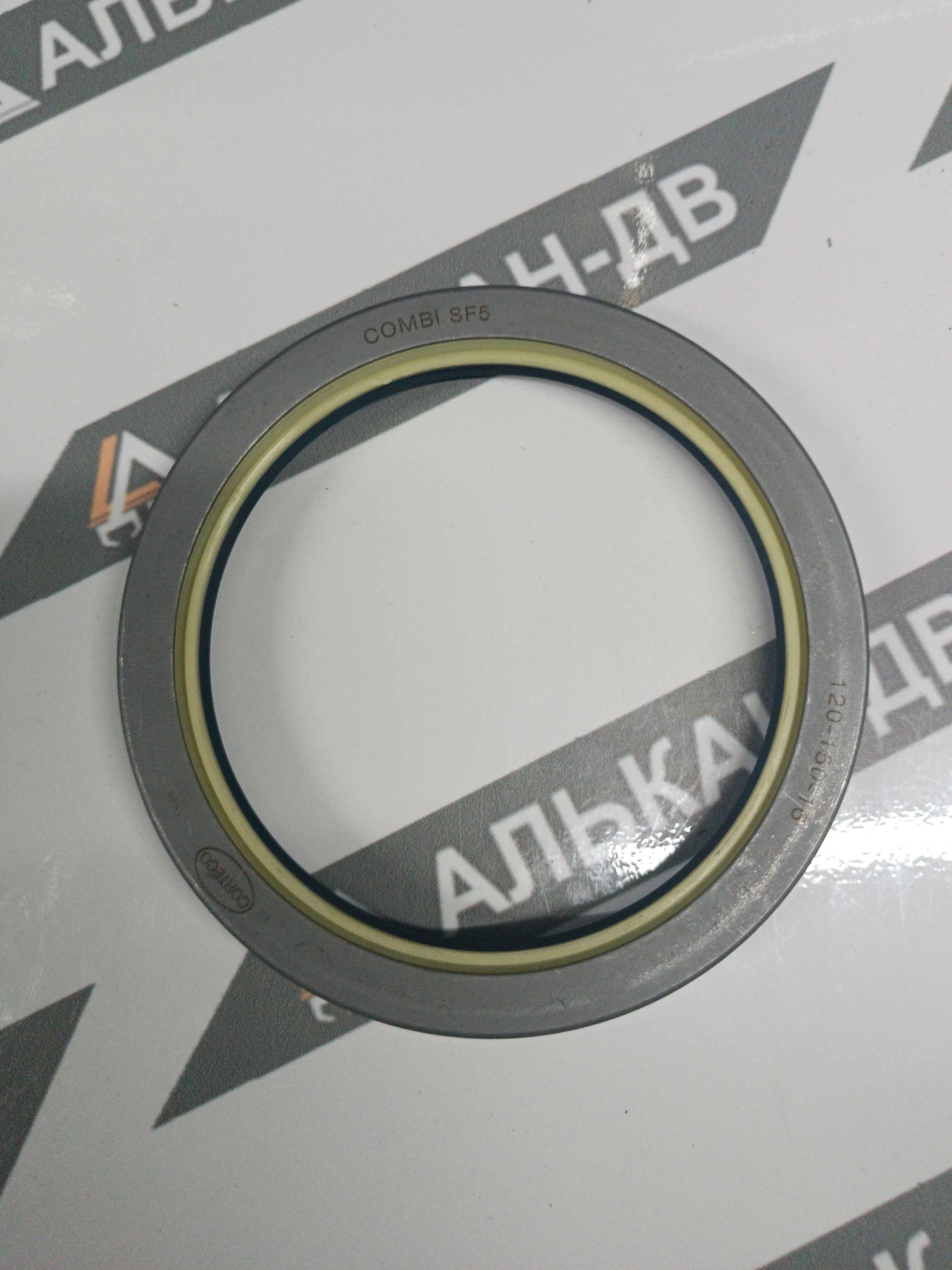 Манжета армированная 120х150х16 COMBI SF5 (1)