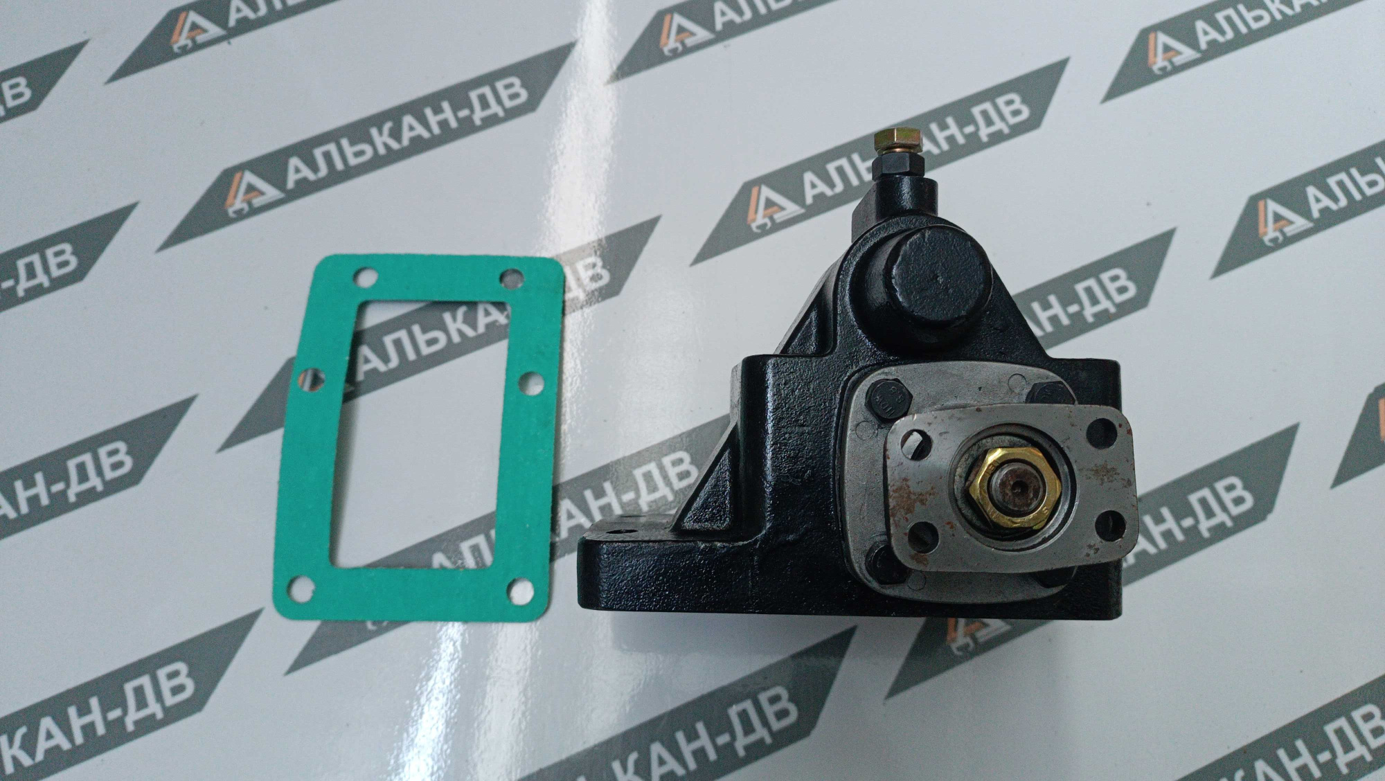 Коробка отбора мощности PTO-B Nissan Diesel FE83,84,85 (15 косых зубов  под кардан 25,50) (1)