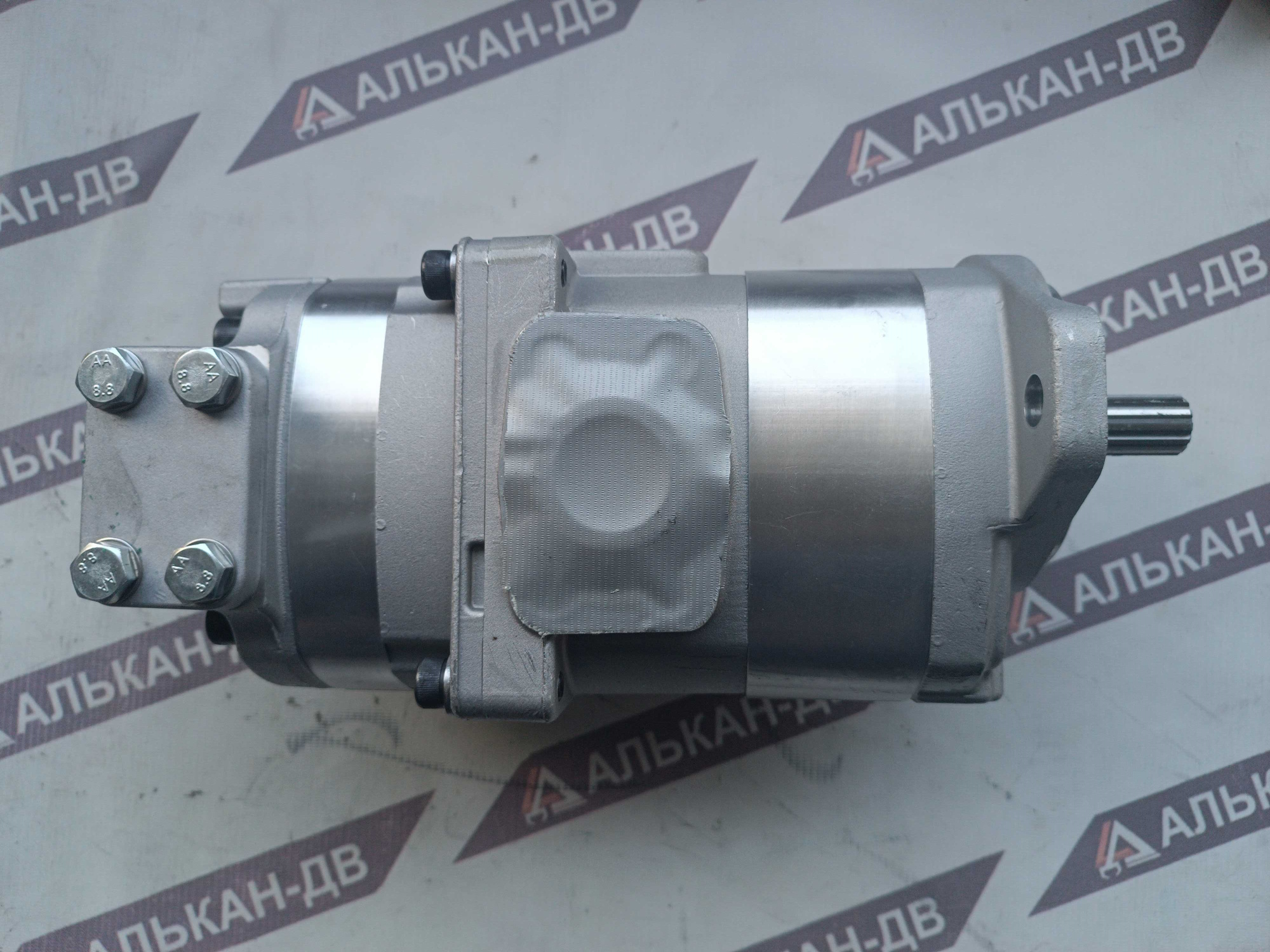 Насос 705-52-20240 Komatsu WA450470-1 (SAR5020(101,613шлпорты под фланецпр.)) (1)