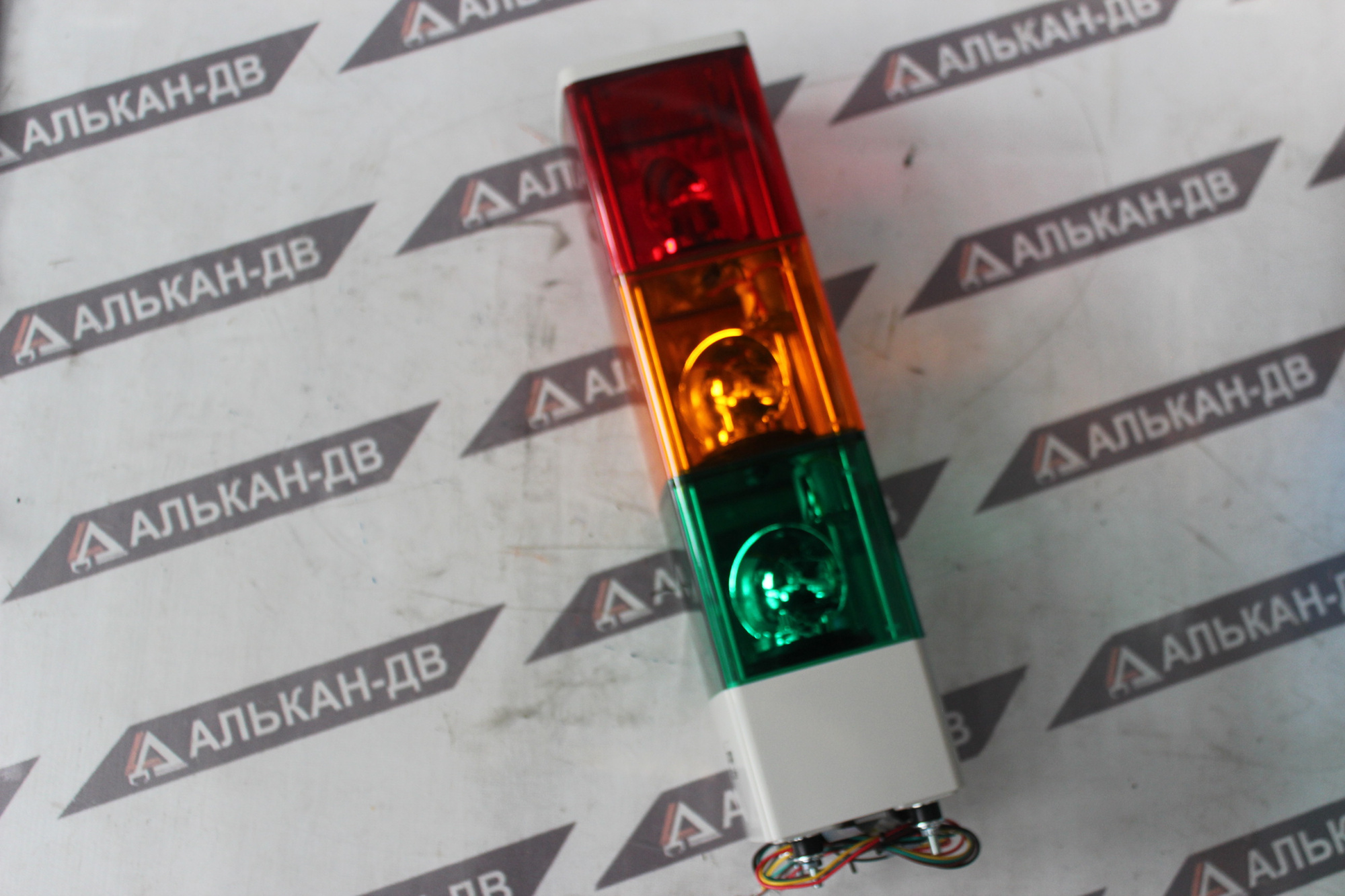 Фонарь сигнальный трехцветный(светофор) для крана SJ-3Q-light (1)