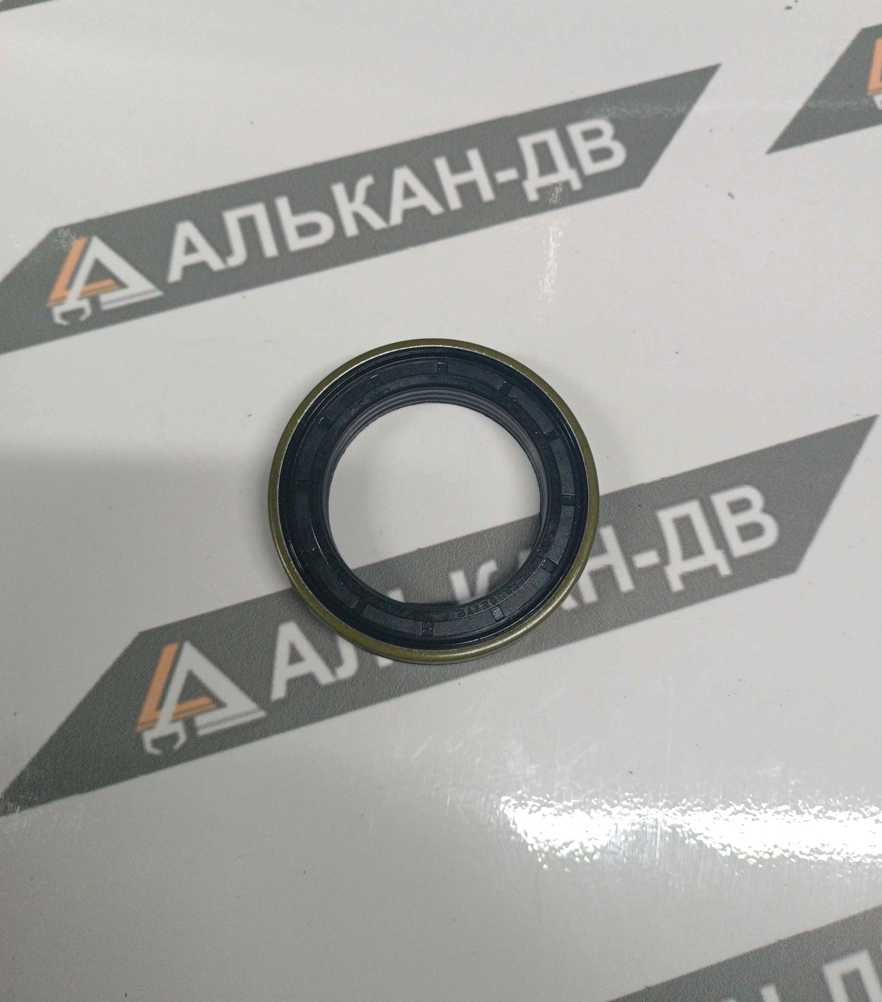Манжета кассетная (сальник ступицы) 53,2х78х13 14 RWDR 12018678B (1)