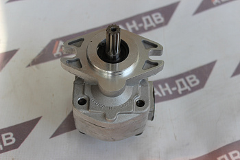 Насос пилотный KYB KP10(9,4см3/50,8(2болта)/12шл/2порта в корп./лев.)