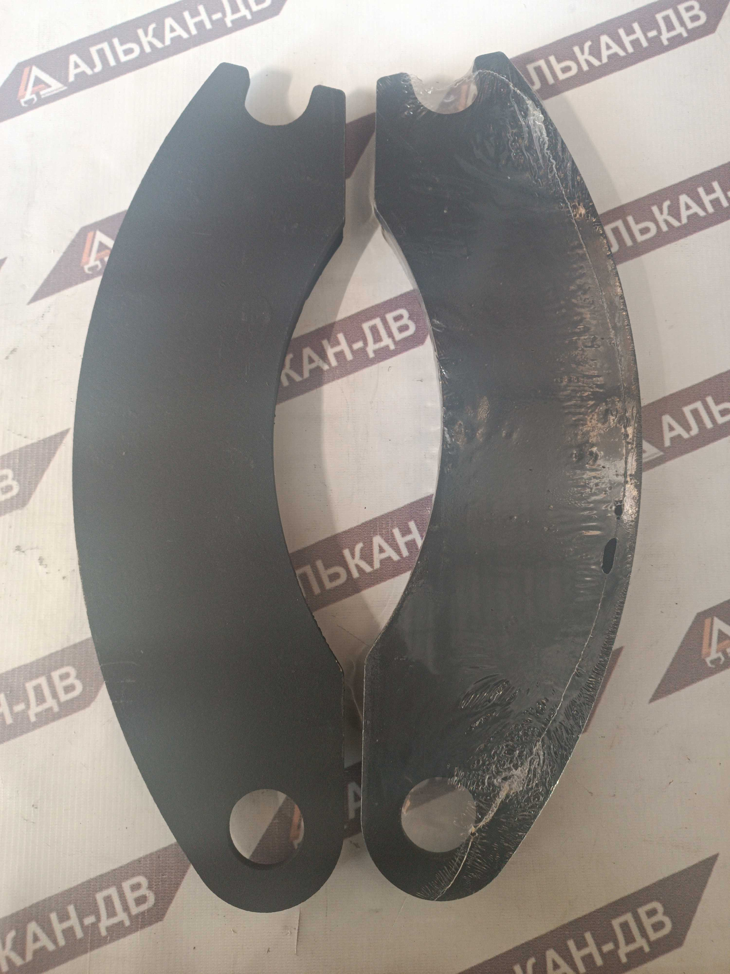 Колодка тормозная CAT 773114-9297114-9299 (1)
