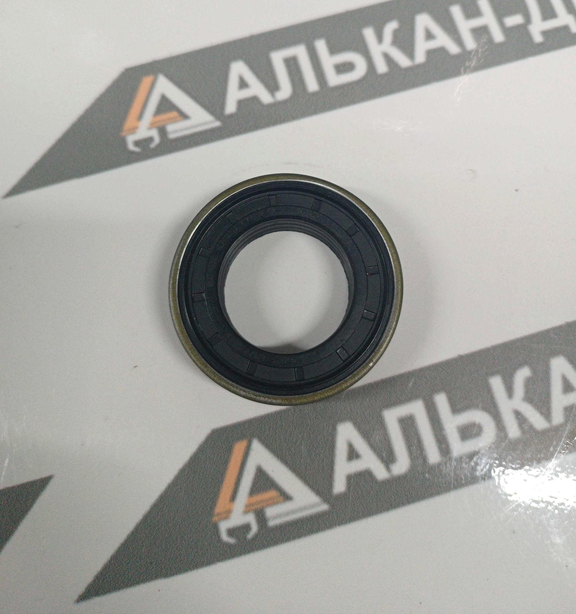 Манжета кассетная (сальник ступицы) 35х60х13 14,5 RWDR 12017029B (1)