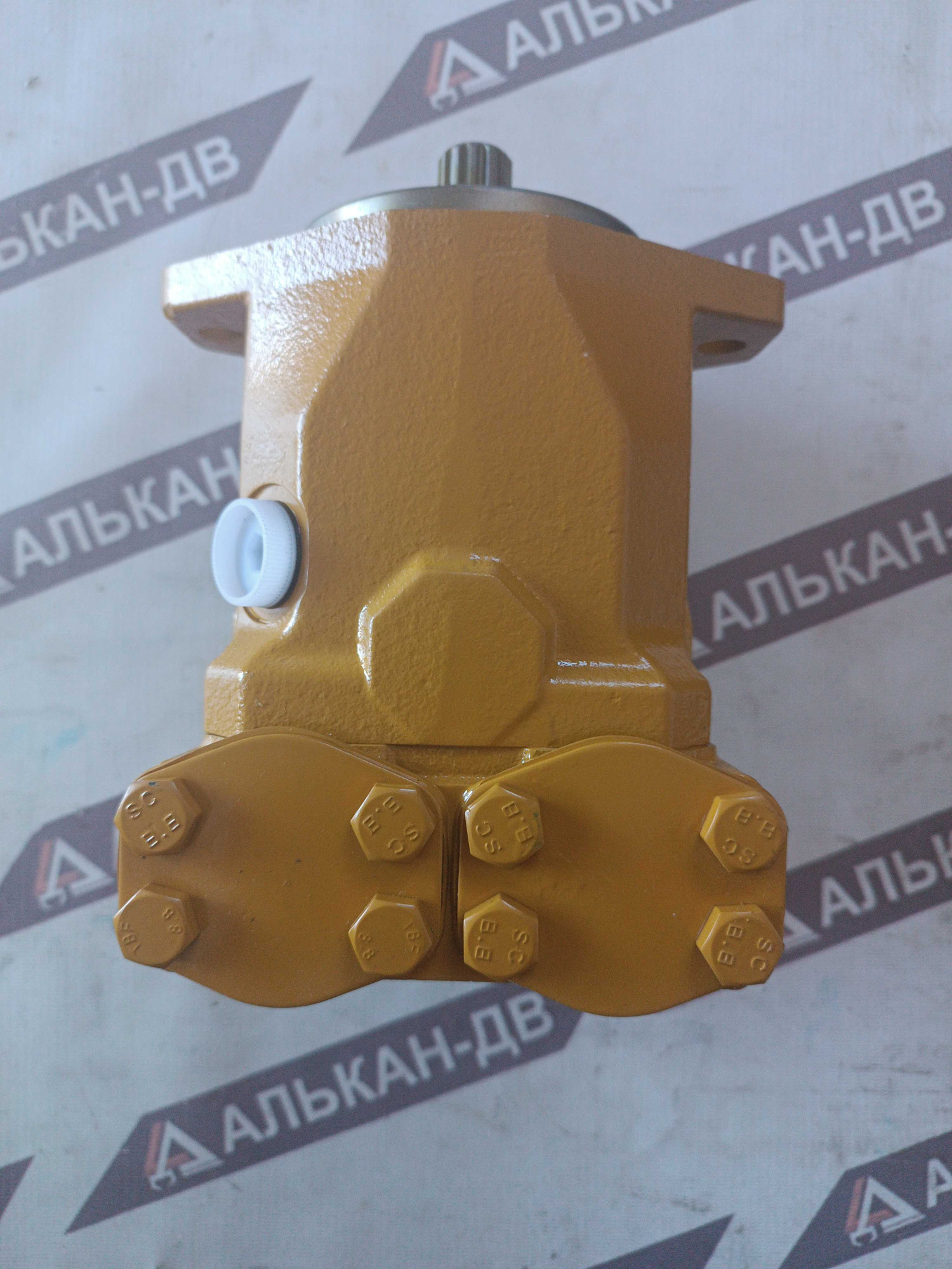 Гидромотор вентилятора CAT336D (234-4638) (101,6(2болта)13шл) (1)