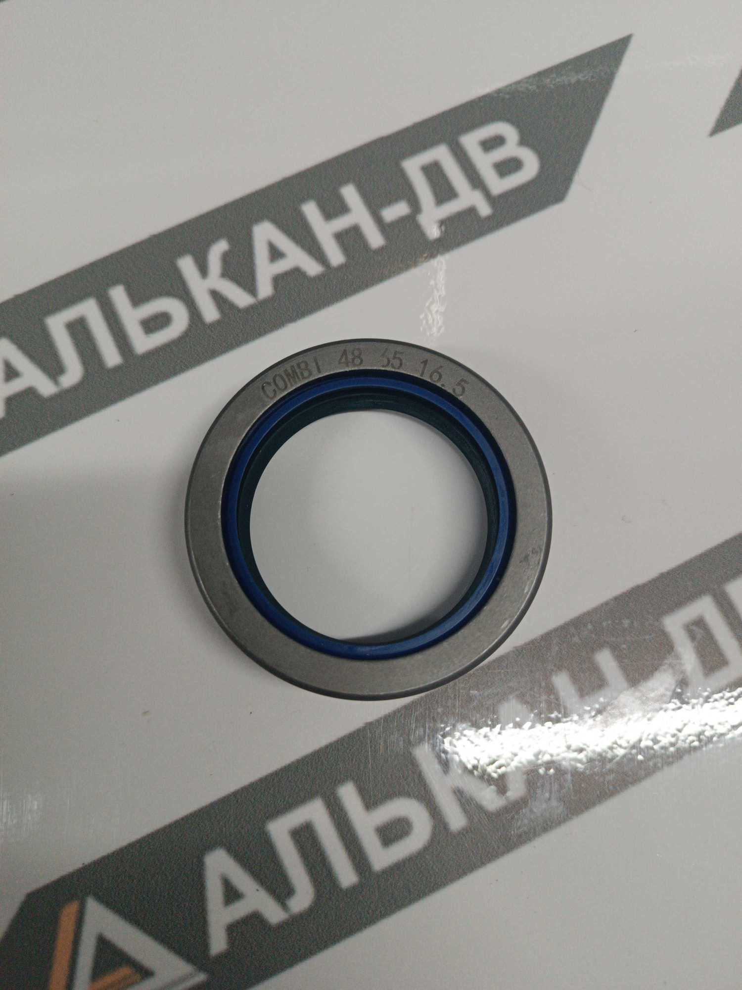 Манжета армированная 48х65х16,5 COMBI (1)