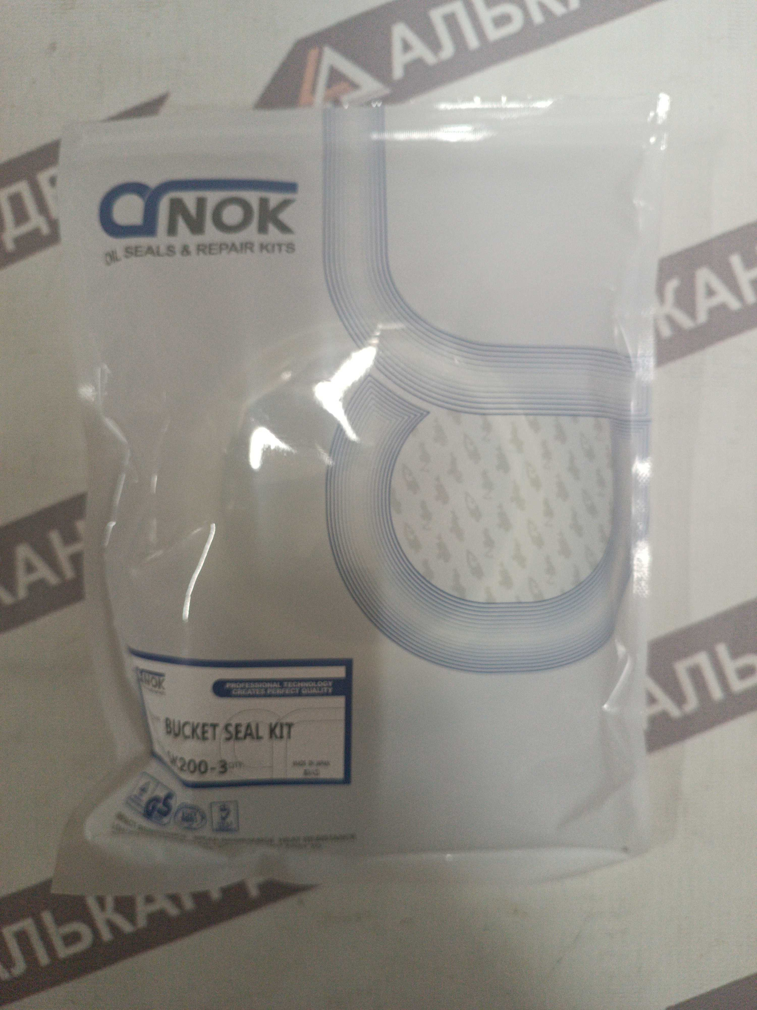 Комплект уплотнений цилиндра ковша KOBELCO SK200-3 80120 (NOK) (1)