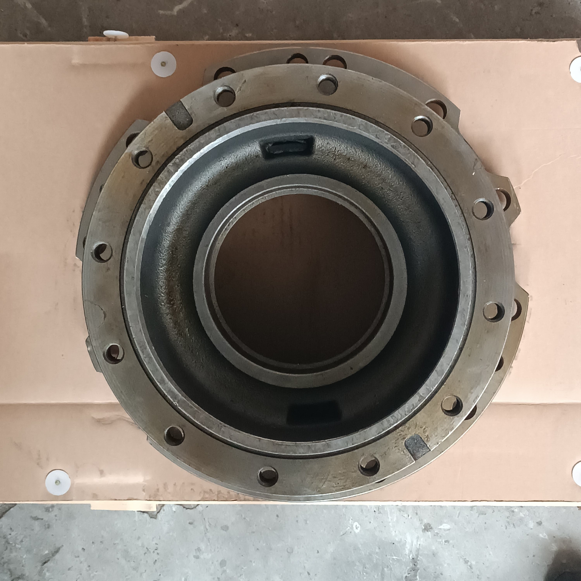 Нижний корпус редуктора поворота EX200-3 (1017264)