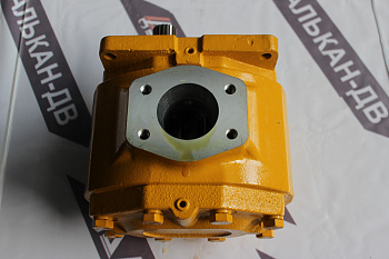 Насос 07443-67503 Komatsu D60/65(PAR140(79/d34,5мм-19шл/порты под фланец/пр.))