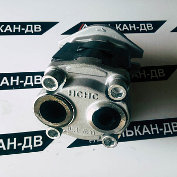 Насос шестеренчатый CBHZXB-F40-ALФL(82,6/13 шл/порты сзади 1/2";1"/лев)