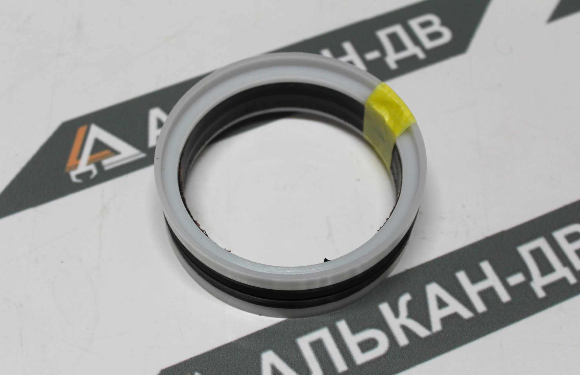 Уплотнение поршня NCF3 (TPS) 90х76х22,5 5,2 (3)
