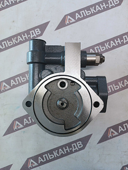 Насос пилотный PC200-5 (HPV90) (2 болта/перо 9мм)