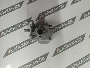 Насос минитрактора Kubota(Iseki;Yanmar) 35110-76100 (9,3см3/50,8(4болта)/вал 11мм/шп.3мм/порты в стороны в корп.под фланец/лев.)