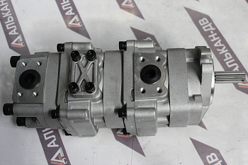 Насос Komatsu PC30/40(SBR12/12/7(82,6(2болта)/11шл/порты в корп.под фланец/пр.))